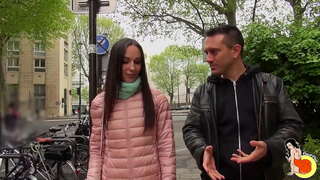 Lilu Moon en iyi şekilde sodomize