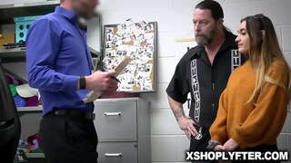 Sera, polisin karışmasını önlemek için sikilmeyi kabul eder