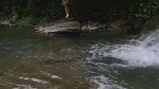 Fucking ຮ້ amazon ແລະນ້ໍາທີ່ມີໃນກົ້ນ