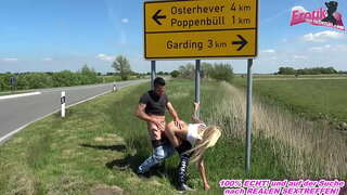 Sess fuq il-toroq mal-wiċċ dick anzjani