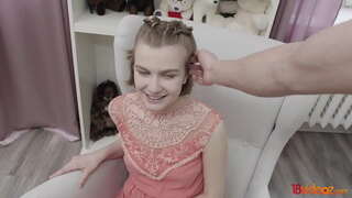 18videoz - وہ یہ کے پی او وی انداز میں کے طور پر وہ فراہم کرتا ہے اس کے ایک عظیم جنسی ویڈیو