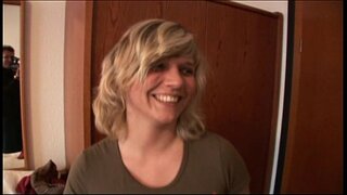 JuliaReaves-XFree - Haussauen Jelentés - 4 jelenet