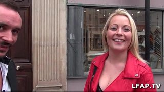 Милая кичинекей блондинка francaise красивых sodomisee олуттуу