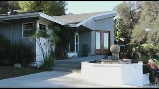 Cheum mom seduce aice nuair a s.