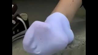 EMILYS ગંદા CHUCKS