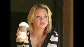 Svetlana Esnek Sarışın