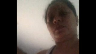 Masturbates ees kaamera