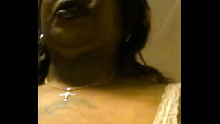 ���ੇੜੇ ਤਿੱਕੜੀ ਝਟਕਾਉਣ