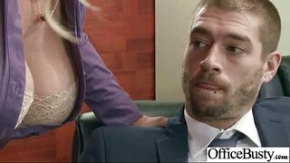 (malaking tite kinantot ang) Opisina batang Babae na May Malaking Melon na Suso Enjoy nang Husto Sa Opisina mov-