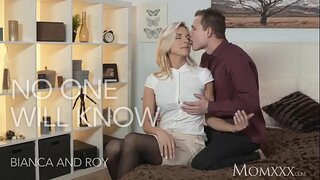 Blonde opisina ng boss ay natutuwa siya ginulangan sa asawa na may mga opisina j.