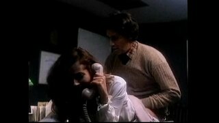 Veronica gets ona külot çekti aşağı ve sıcak anal at the ofis