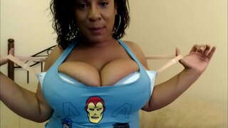 Kalın Ve Busty Karamelli Kedi Yavrusu!