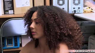 CCTV bir ergen ile ırklararası şipşak