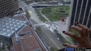 ���ાડ સફેદ દ્વારા Devoured Maneater Elegant ઓરોરા