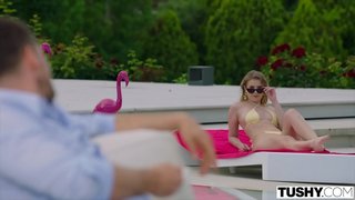 TUSHY Sexy Eyla ina kwanza anal uzoefu na sugar daddy