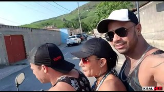 Tekan bali ngarep sawise akèh saka lemak , supaya aku takon kanggo doyo kanggo tenan ing bokong panas