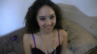 Sikemiyor, bu yüzden oral seks yapmak zorunda