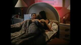 Dau nympho merched gyda titw mawr lyfu ei gilydd pussies yn y 69 sefyllfa, tra bod un ohonynt yn cael fucked yn y ass gan dude