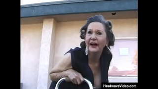 Old Chicks Turning Tricks # 1 - Jeanette, Dave Hardman, Dick Sesso anale-Vecchio cazzo di nonna scopata da due pervertiti